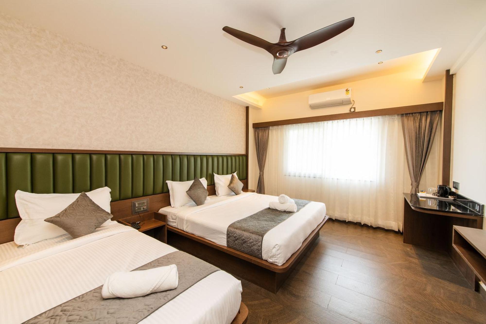 Hotel Mysore Radiance Exteriör bild