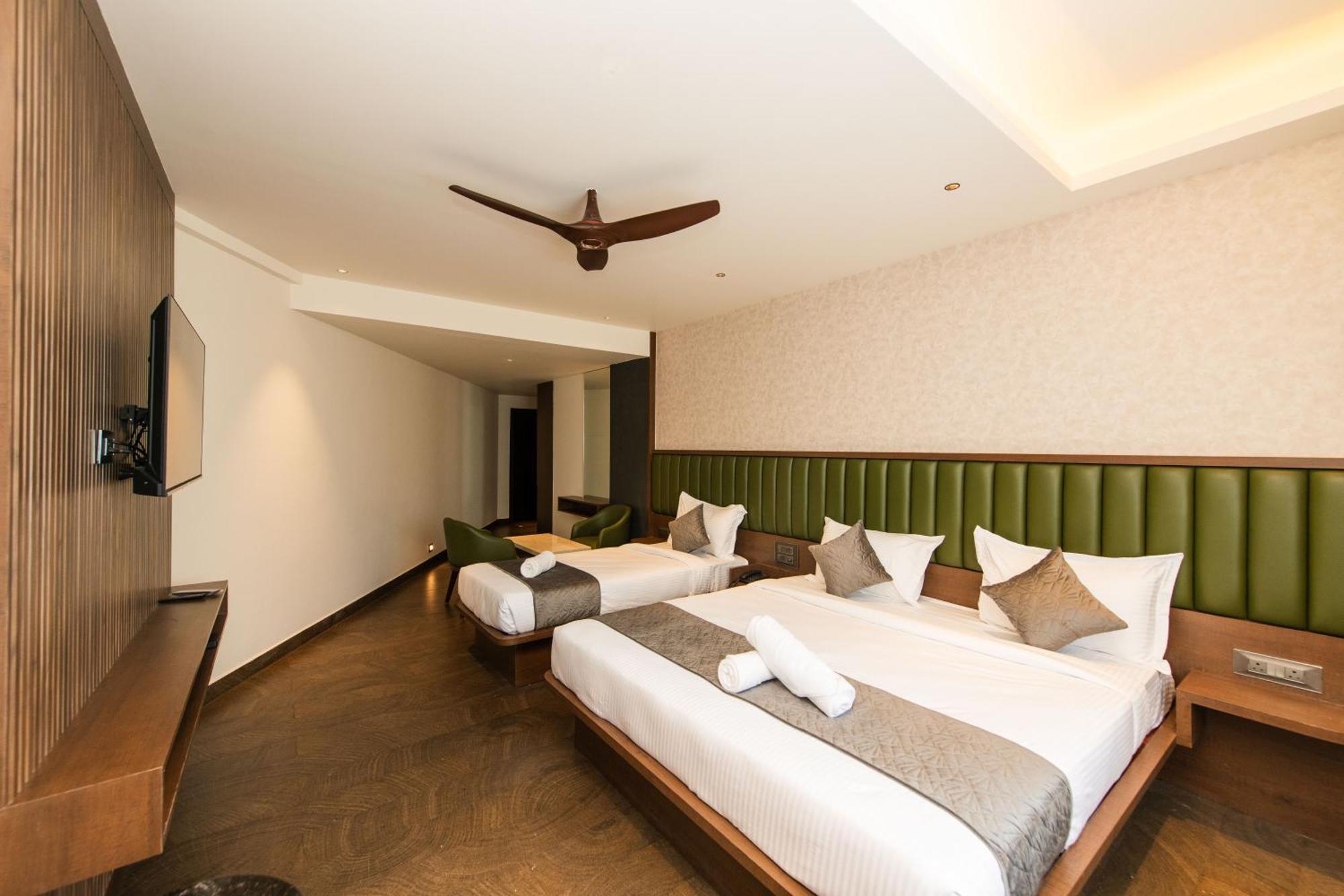 Hotel Mysore Radiance Exteriör bild