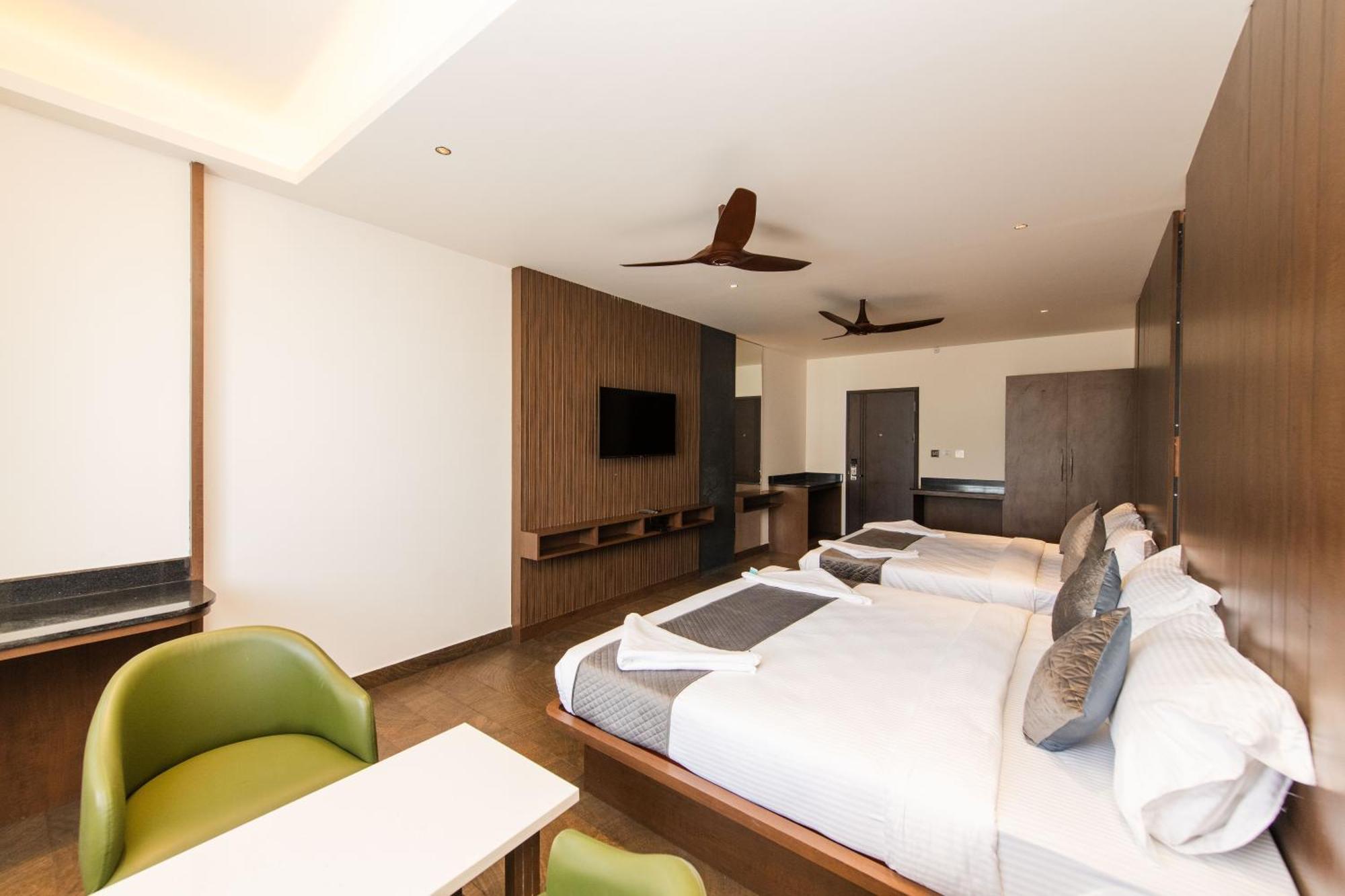 Hotel Mysore Radiance Exteriör bild