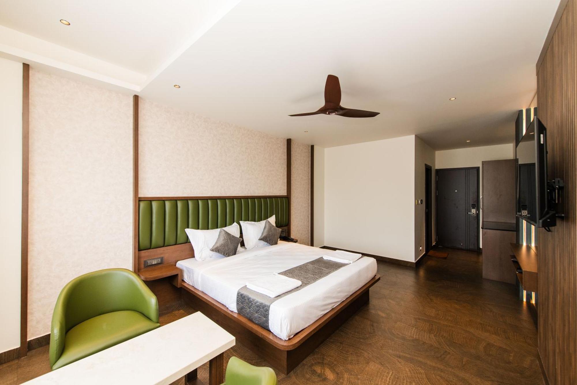 Hotel Mysore Radiance Exteriör bild